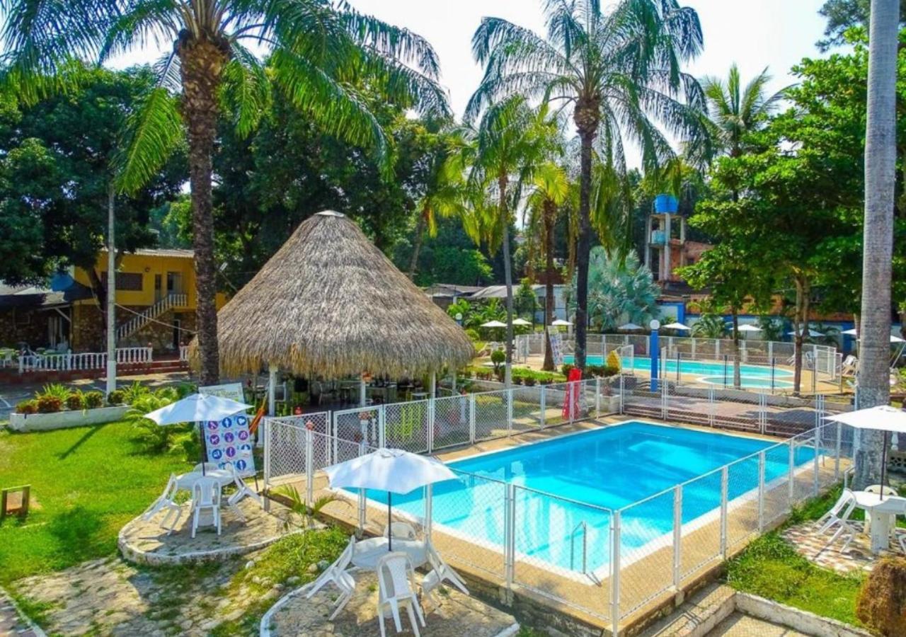Hotel Villa De Rauzan Melgar Dış mekan fotoğraf